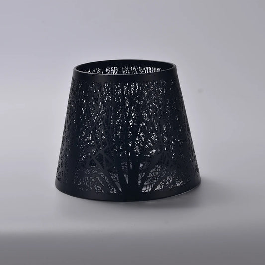 Abat-jour en fer creux